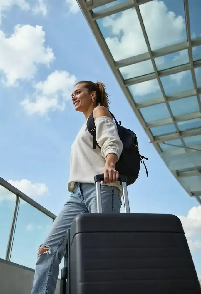 Personne dans un aéroport